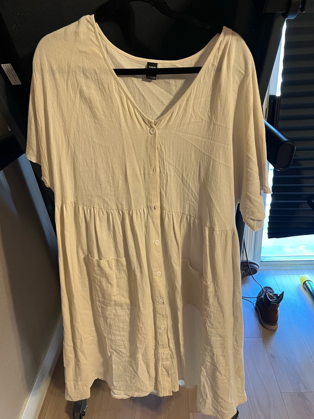 SHEIN Cream Button-Front Midi Dress